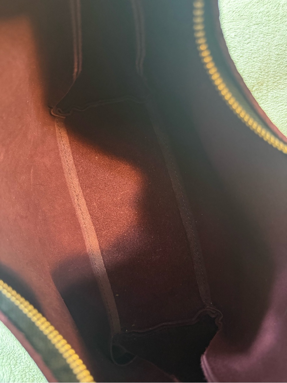 Portland Leather Goods Medium Aspen Shoulder bag in Plum - Picture 4 of 4